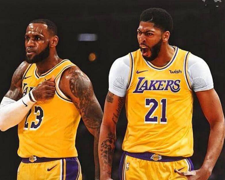 湖人逆袭！詹皇奇迹助力欲夺总冠