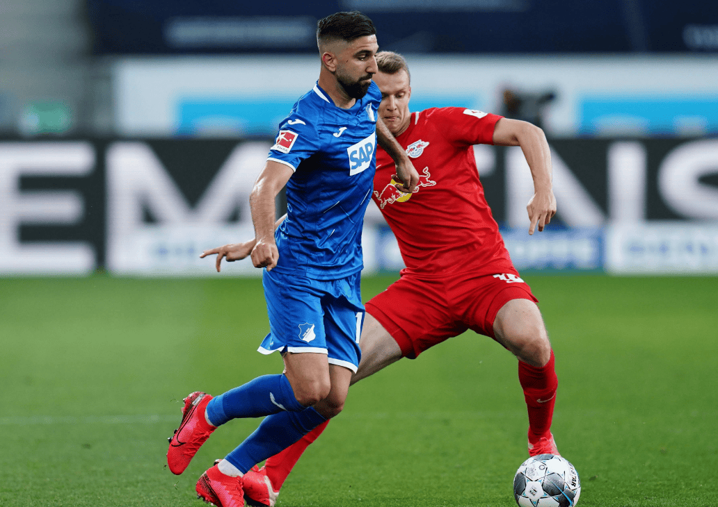 拜仁慕尼黑主场大胜，勒万托夫斯基上演帽子戏法的简单介绍