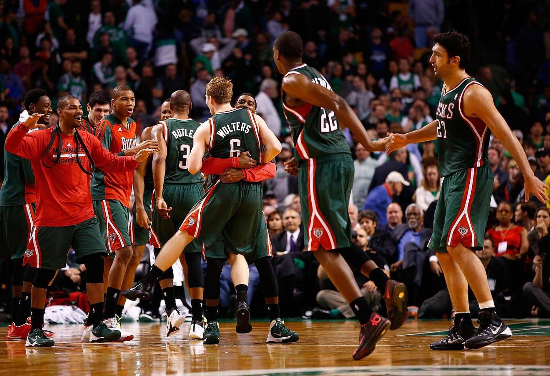 包含猛龙成功晋级东部半决赛，将面对凯尔特人的词条