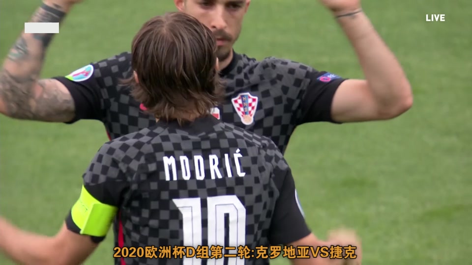 捷克在对克罗地亚的比赛中遭遇困难 捷克在对克罗地亚的比赛中遭遇困难