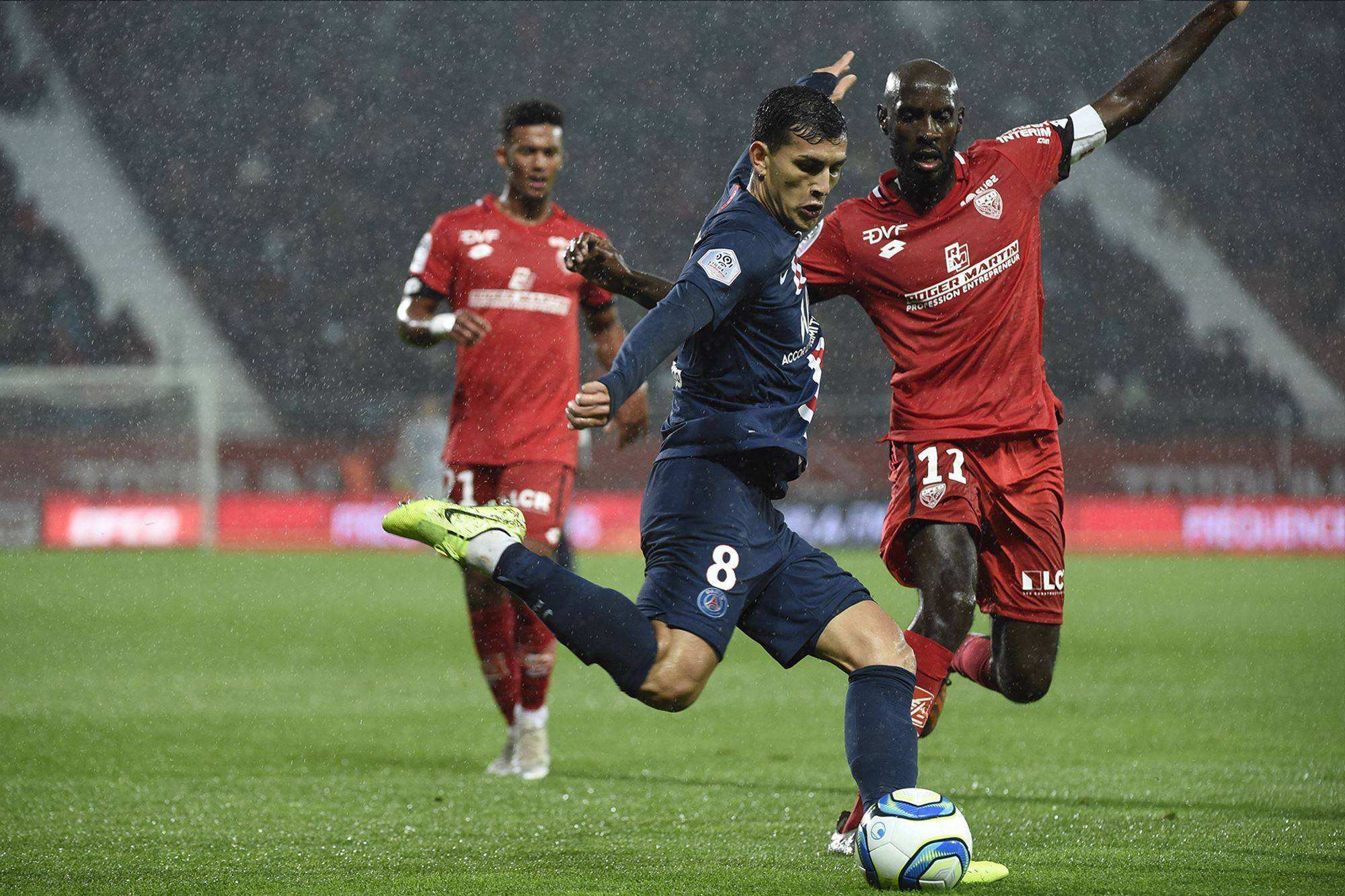 瓦朗谢纳在主场击败亚眠，保持连胜纪录的简单介绍