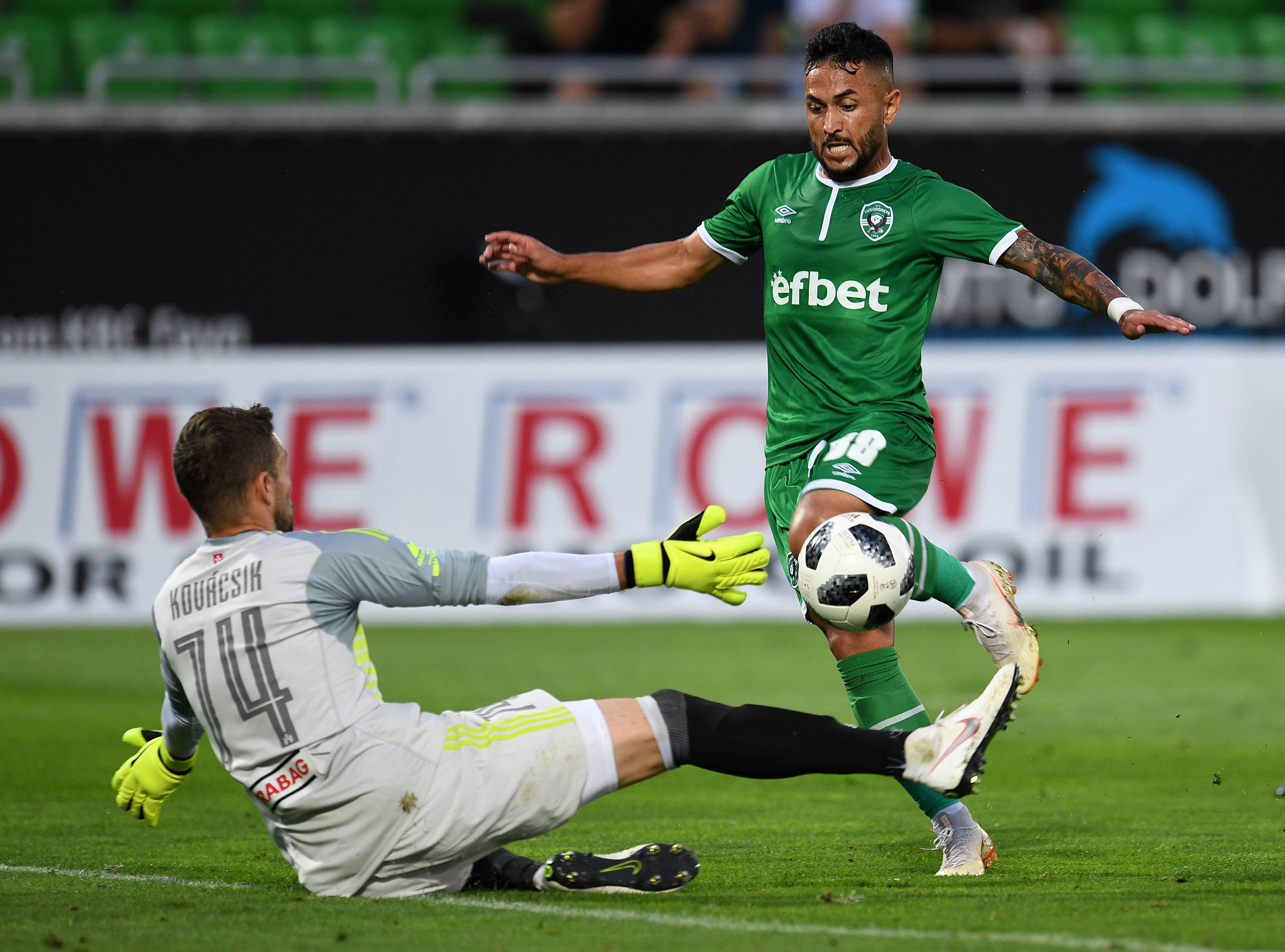 尤文图斯防守稳固,成功晋级欧冠半决赛的简单介绍 尤文图斯防守稳固,成功晋级欧冠半决赛的简单介绍