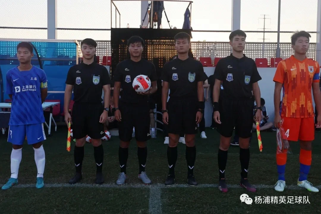 包含澳洲足球冠军杯赛完美收官，汤加队问鼎的词条