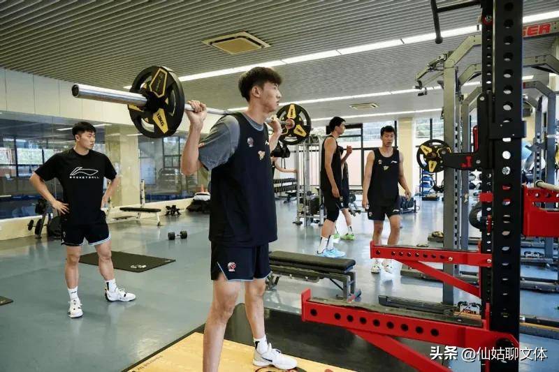 关于广东男篮挑战河南队,全队士气高涨的信息 关于广东男篮挑战河南队,全队士气高涨的信息