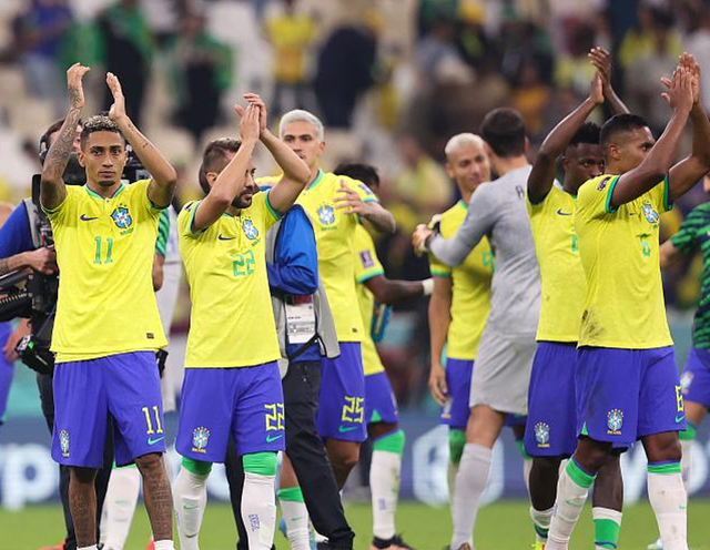 开云体育中国-巴西队表现抢眼,成为焦点秀出强大实力