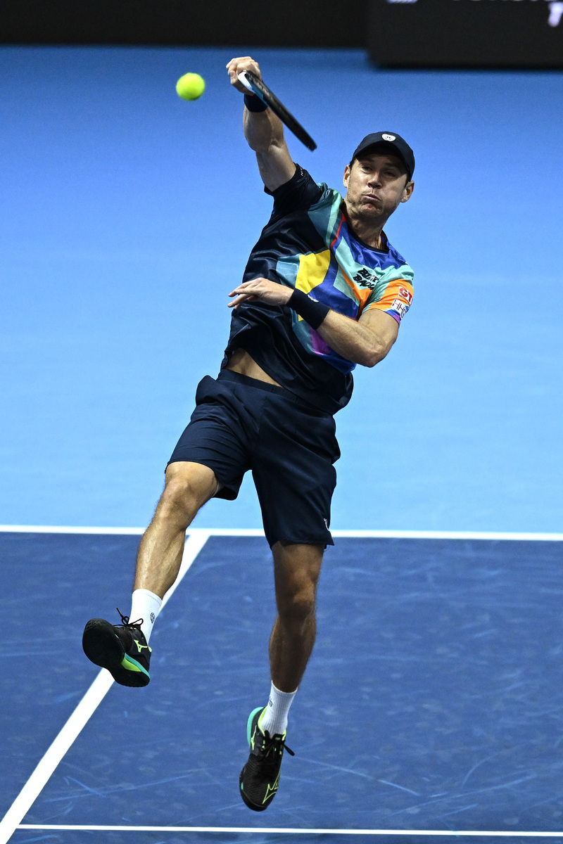 日本网球队完胜西班牙网球队，瓦林卡送出助攻