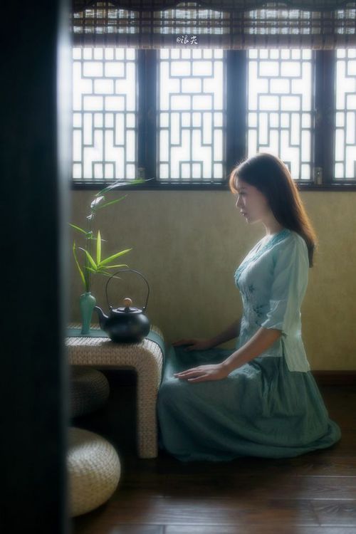 开云体育官网-米切尔50分神迹难救主，雄鹿铁血防守强势晋级会师辽宁队