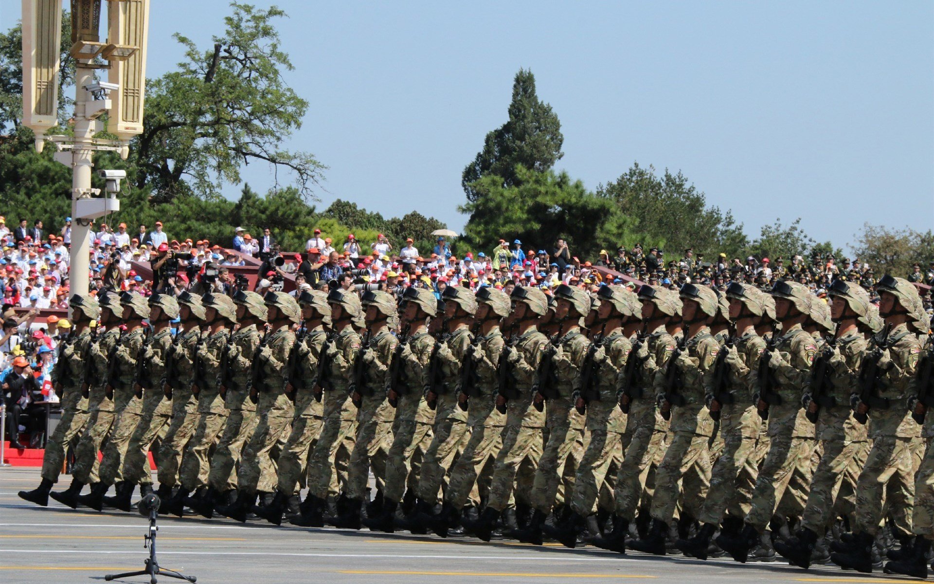 武切维奇统治攻防，骑士力克北京队展现NBA级实力