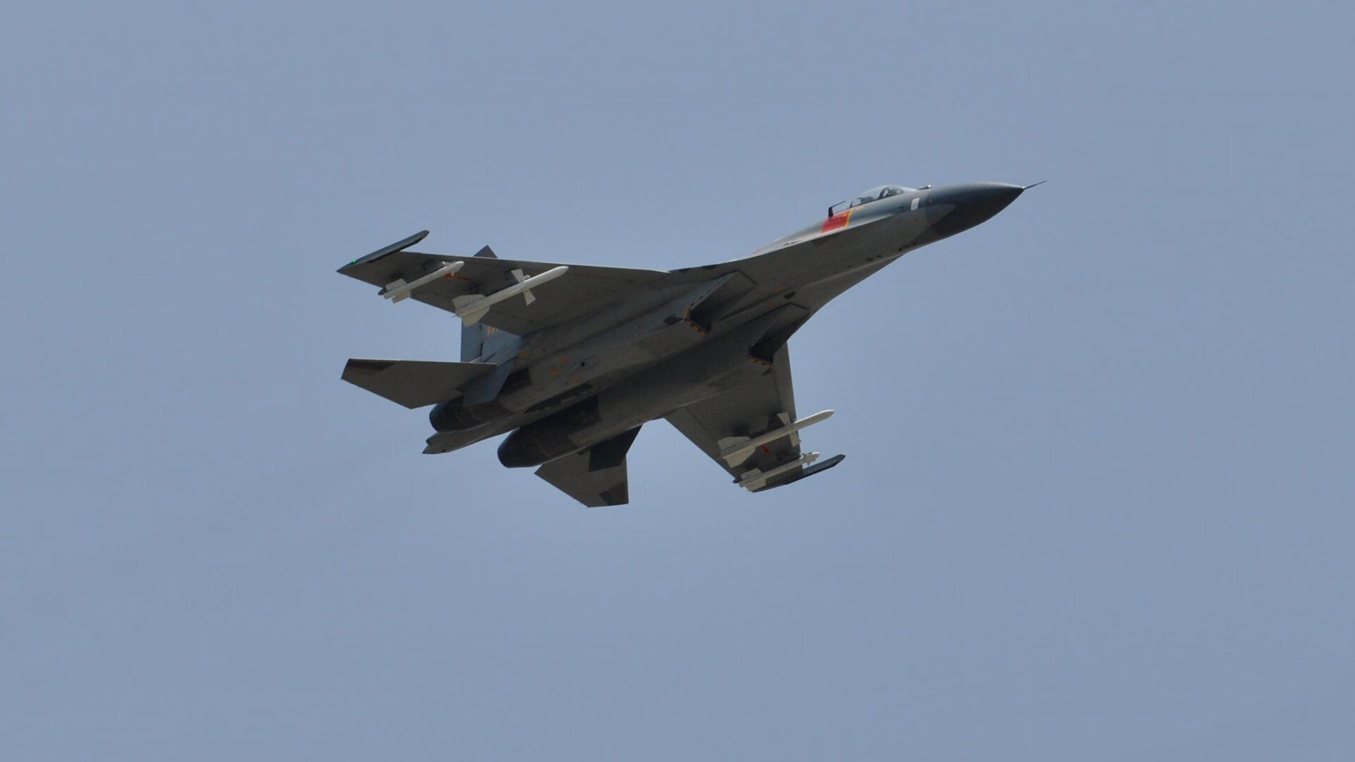 开云官网-东方智慧与德意志铁幕，当伊拉克的带走哲学遇上萨内的防守艺术