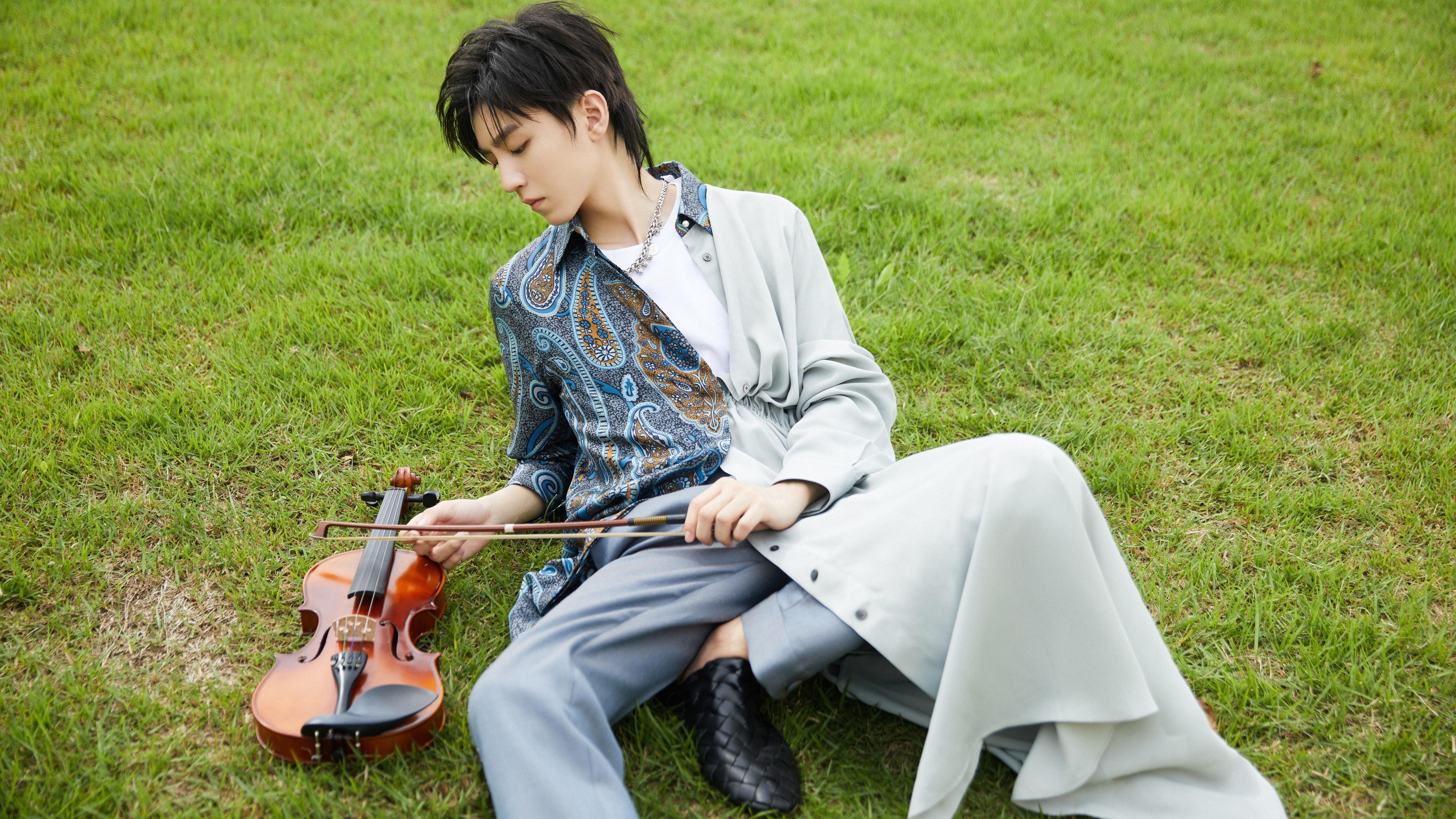 开云APP-平行时空的轰鸣，当国家德比的嘶吼遇见广东德比的回响